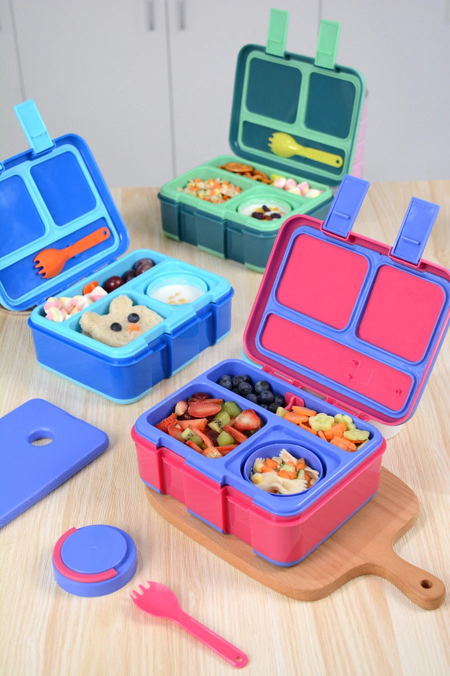 New Design 1.2L 4 Compartments Plastic Portable Food Storage Container Lunch Box